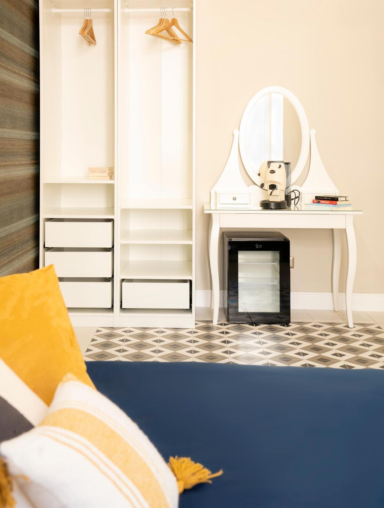 Napart Naples Luaran gambar